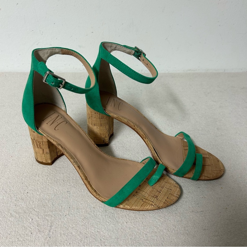 INC International Concepts Sandals Womens 6M Green Wanada Toe Ring Block Heel